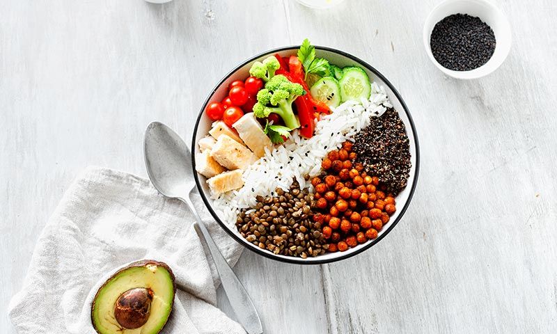 Como combinar los alimentos en una dieta vegana